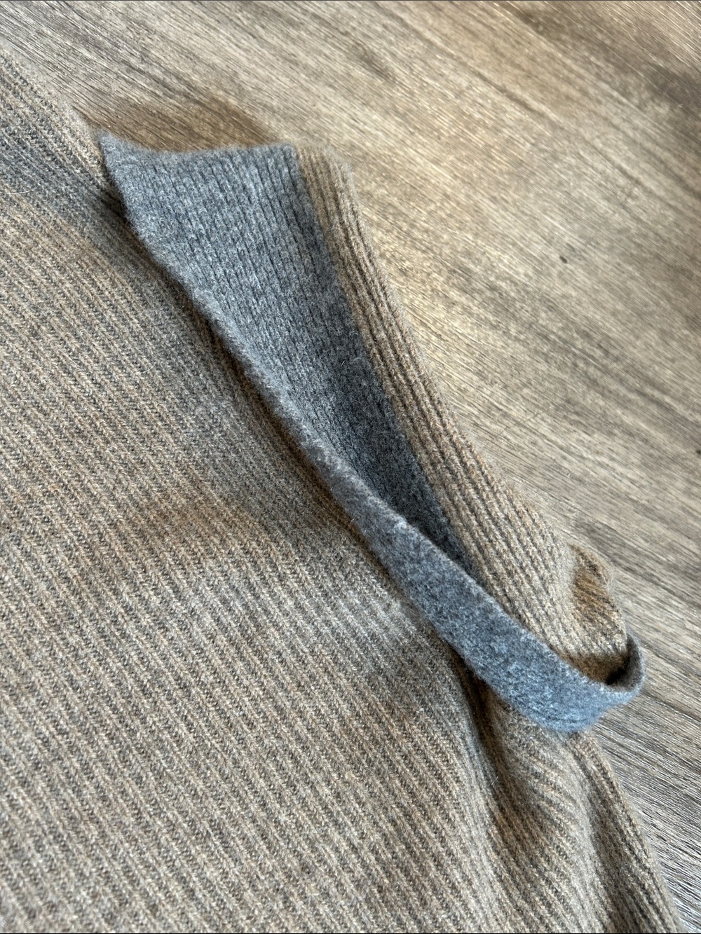 Vince Wool Cashmere Ribbed Mock Neck Sweater M Taupe Roll Collar Luxe Knit - Picture 5 of 9